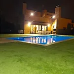 Nyaraló Avets