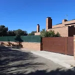Avets Nyaraló *