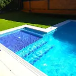 Nyaraló Avets